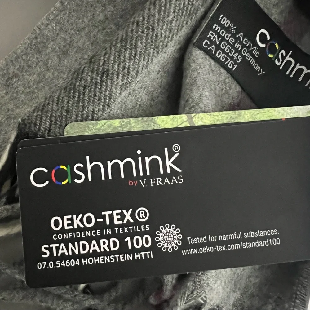 V. Fraas‎ Cashmink Plaid The Long Scarf